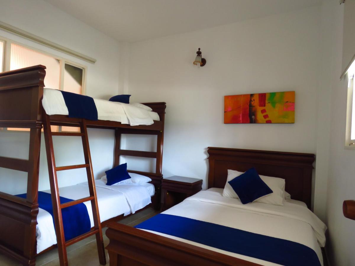 Hotel Chinauta Real Extérieur photo