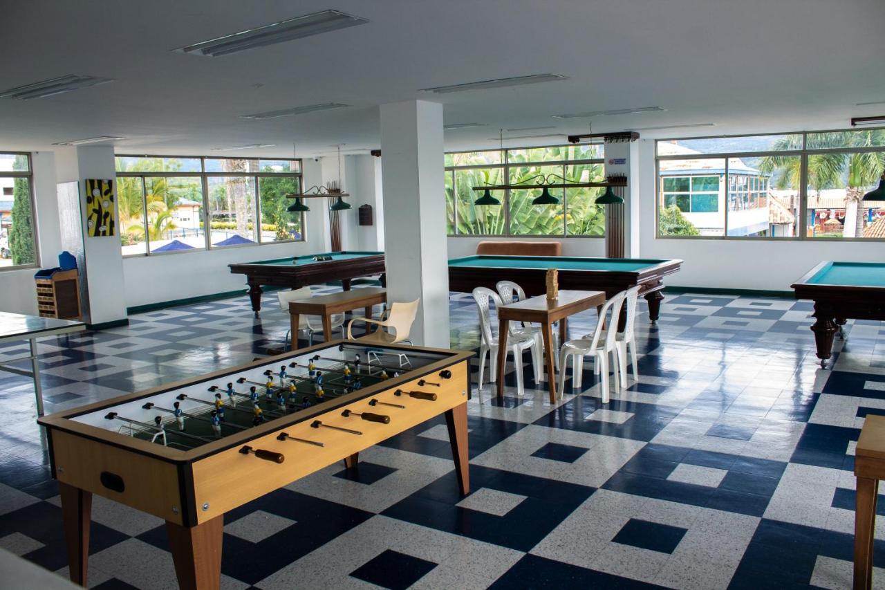 Hotel Chinauta Real Extérieur photo