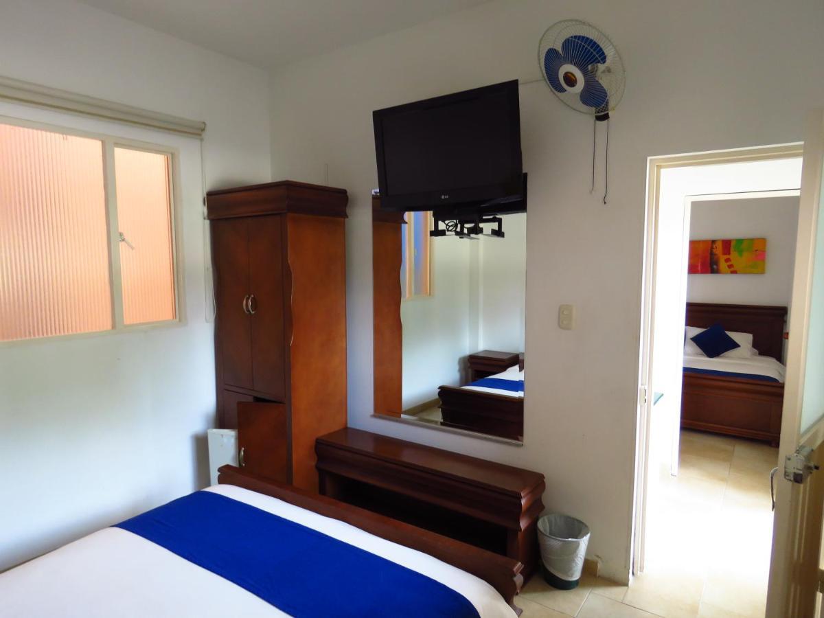 Hotel Chinauta Real Extérieur photo